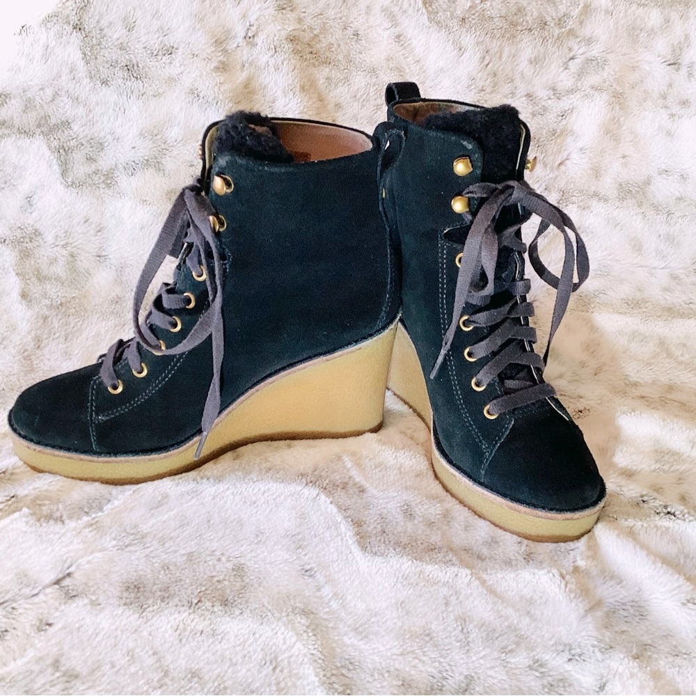 UGG Kiernan wedge Boots EUC